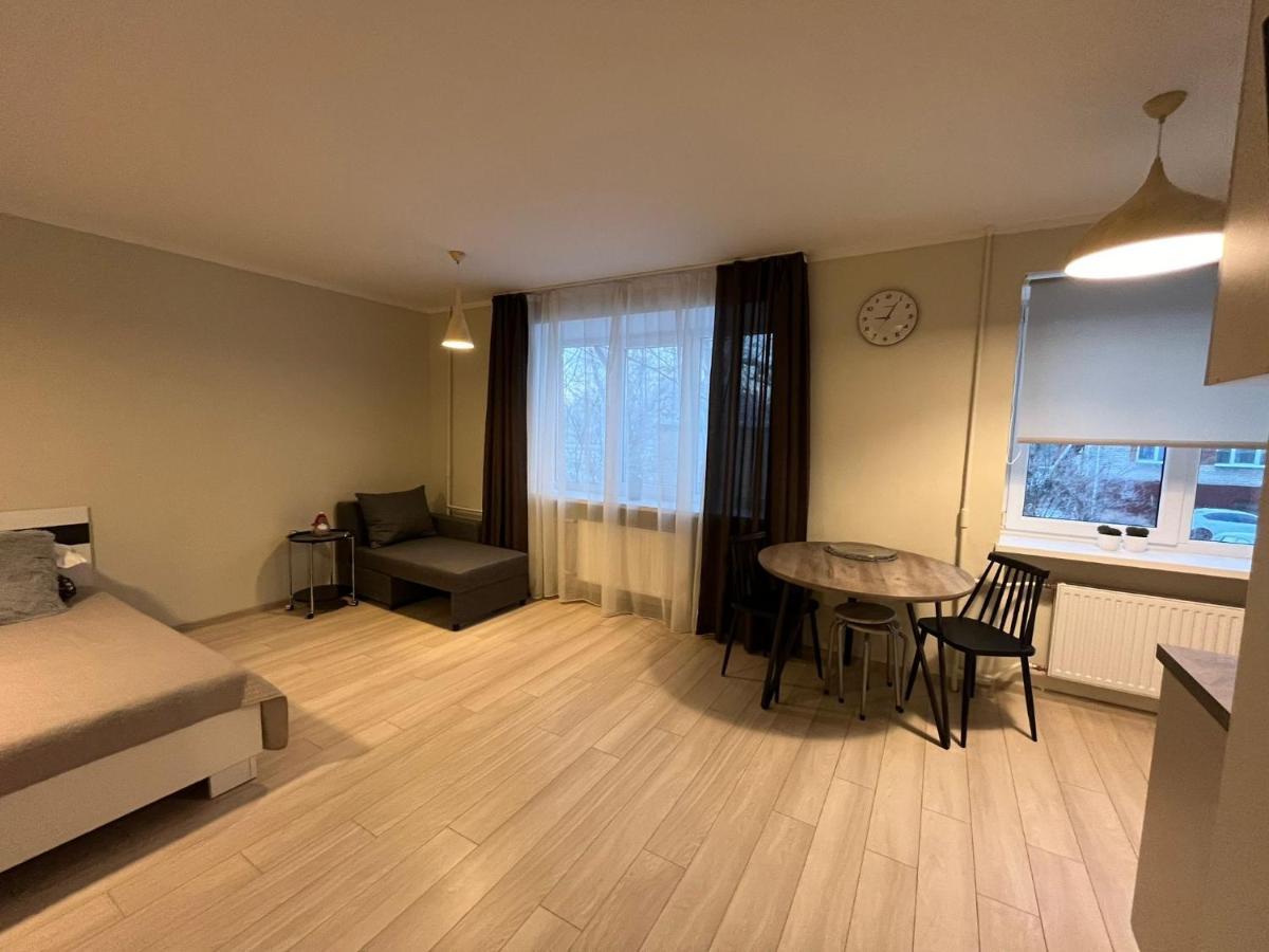 Beautiful Apartment Great Location Free Parking Рига Экстерьер фото